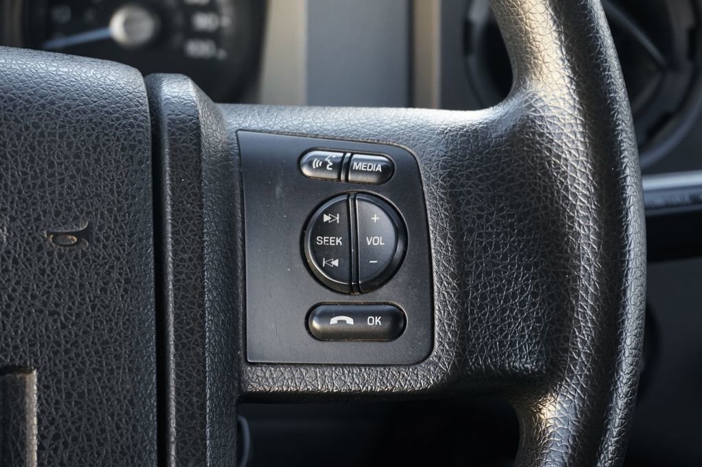 Used 2016 Ford F650 2WD Crew Cab Super Duty image 34