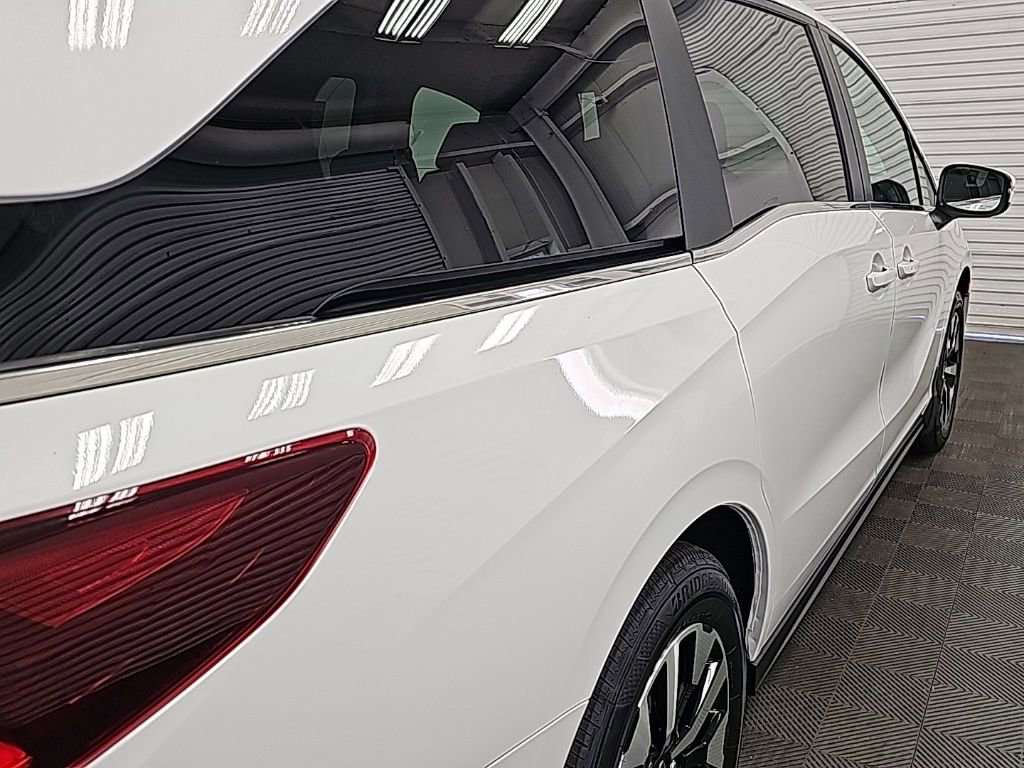 New 2026 Honda Odyssey EX-L image 9