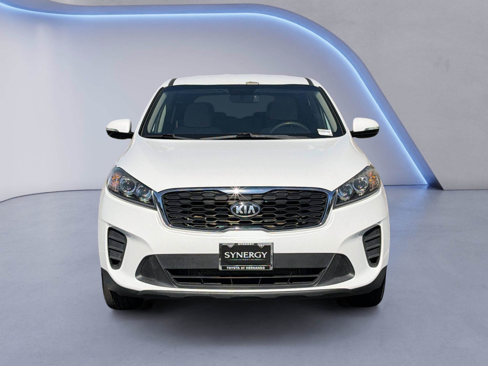 Used 2019 Kia Sorento AWD V6 image 2