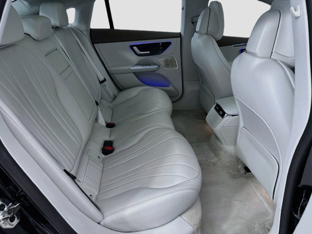 Certified 2023 Mercedes-Benz EQE 500 4MATIC Sedan image 21