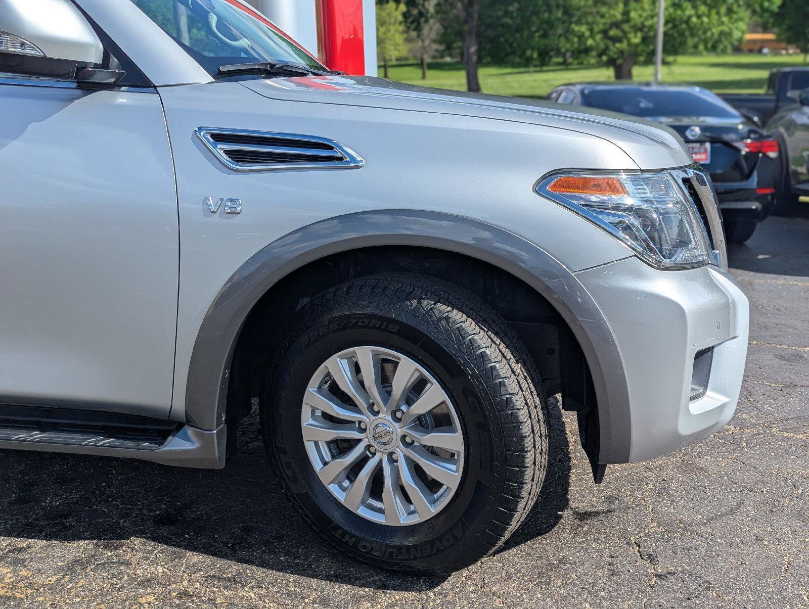 Used 2018 Nissan Armada SV w/ Driver Package AWD/4WD image 9