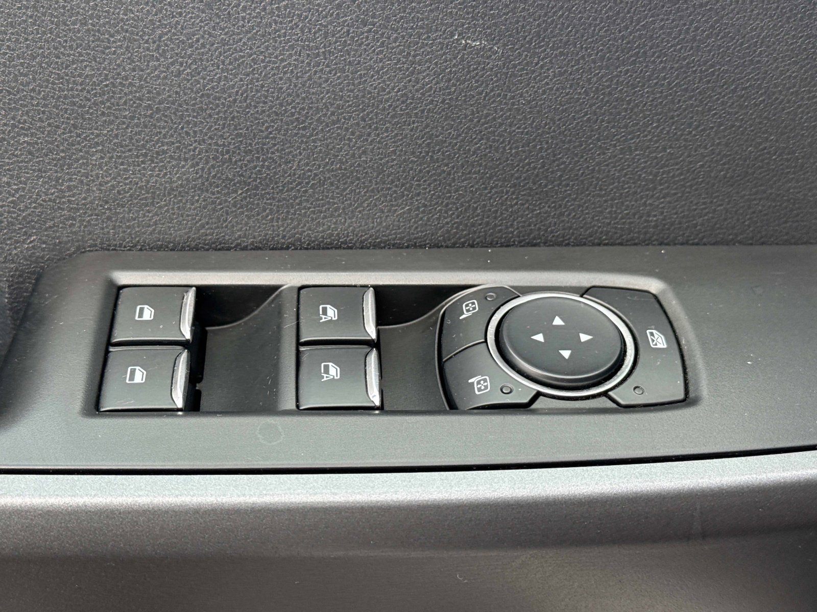 Used 2025 Ford F250 XLT image 20