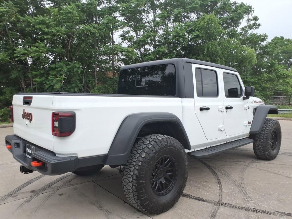 Used 2024 Jeep Gladiator Mojave w/ Technology Group AWD/4WD image 3
