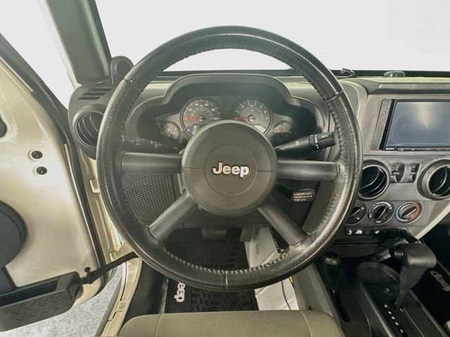 Used 2009 Jeep Wrangler X AWD/4WD image 14