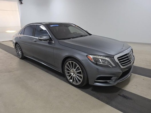 Used 2017 Mercedes-Benz S 550 Sedan image 2