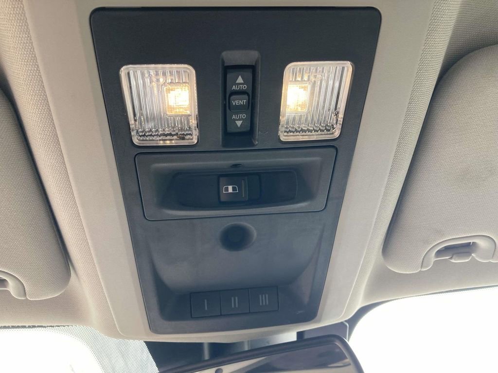 Used 2016 RAM 1500 Laramie w/ Convenience Group image 19