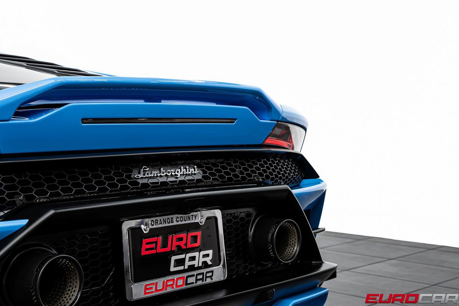 Used 2023 Lamborghini Huracan EVO image 19