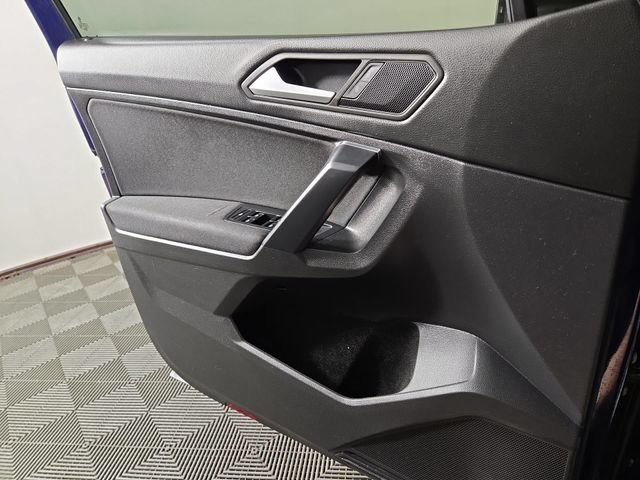 Used 2021 Volkswagen Tiguan S FWD image 28