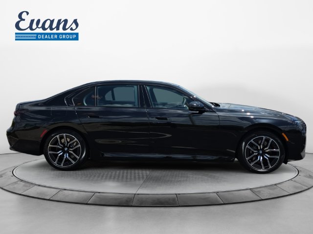 New 2026 BMW 750e xDrive AWD/4WD image 8