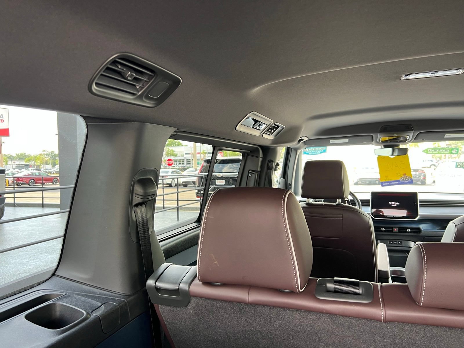 Used 2025 Volkswagen ID. Buzz Pro S RWD image 23