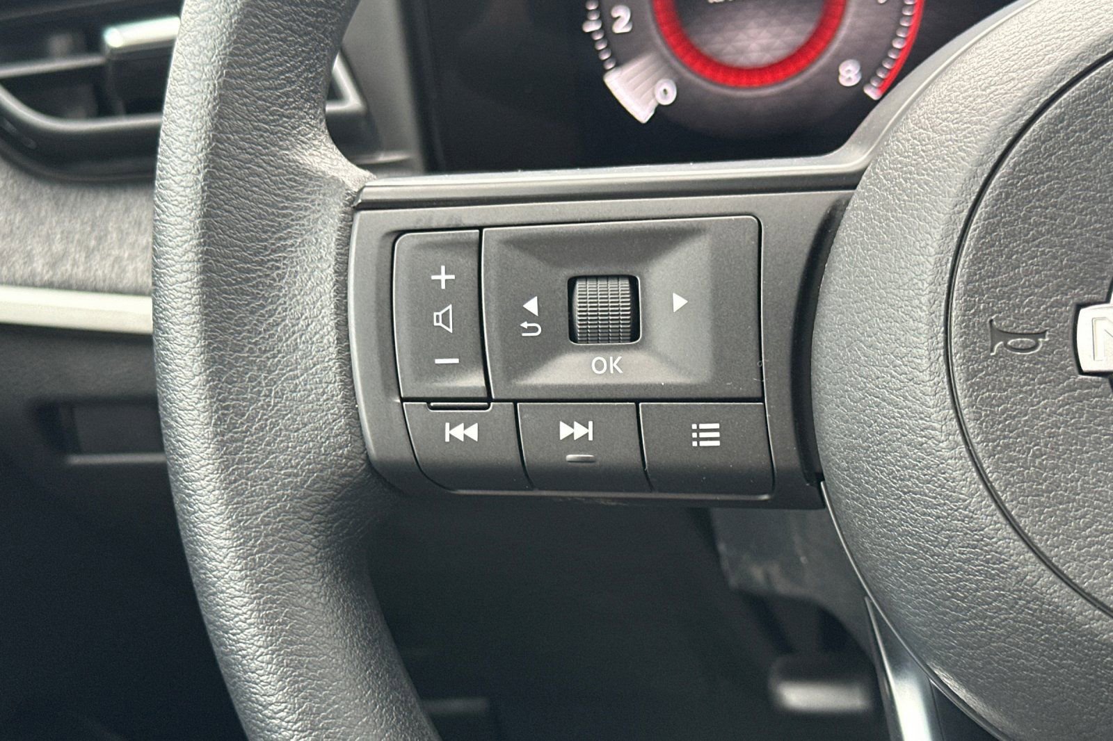 New 2026 Nissan Kicks S image 27