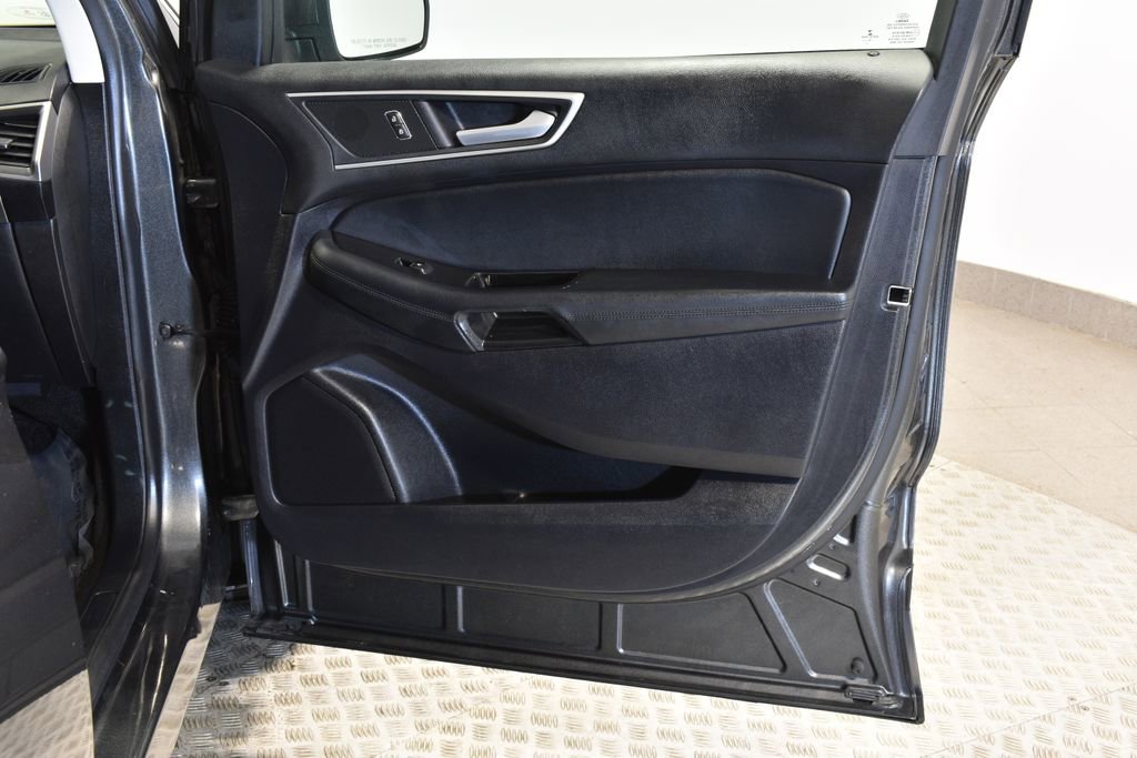 Used 2020 Ford Edge SEL w/ Convenience Package image 33