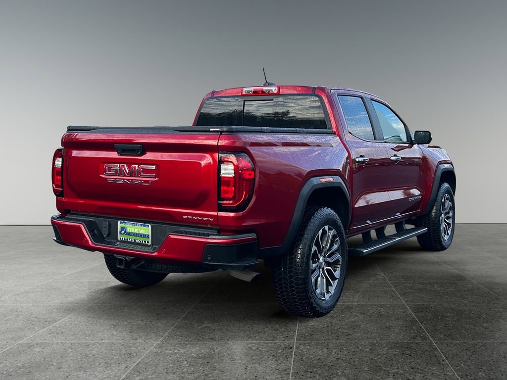 Used 2023 GMC Canyon Denali AWD/4WD image 9