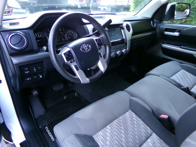 Used 2020 Toyota Tundra SR5 AWD/4WD image 14