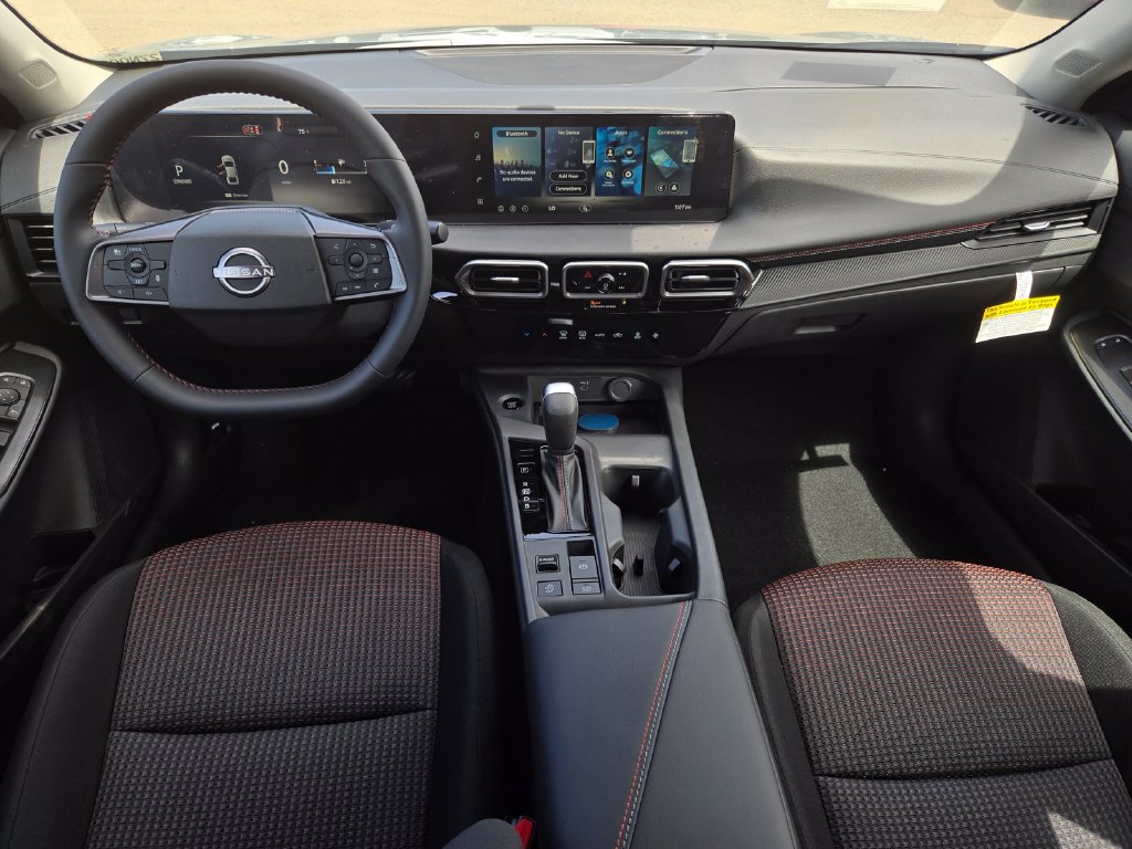 New 2027 Nissan Sentra SR w/ Floor Mat Package FWD image 5