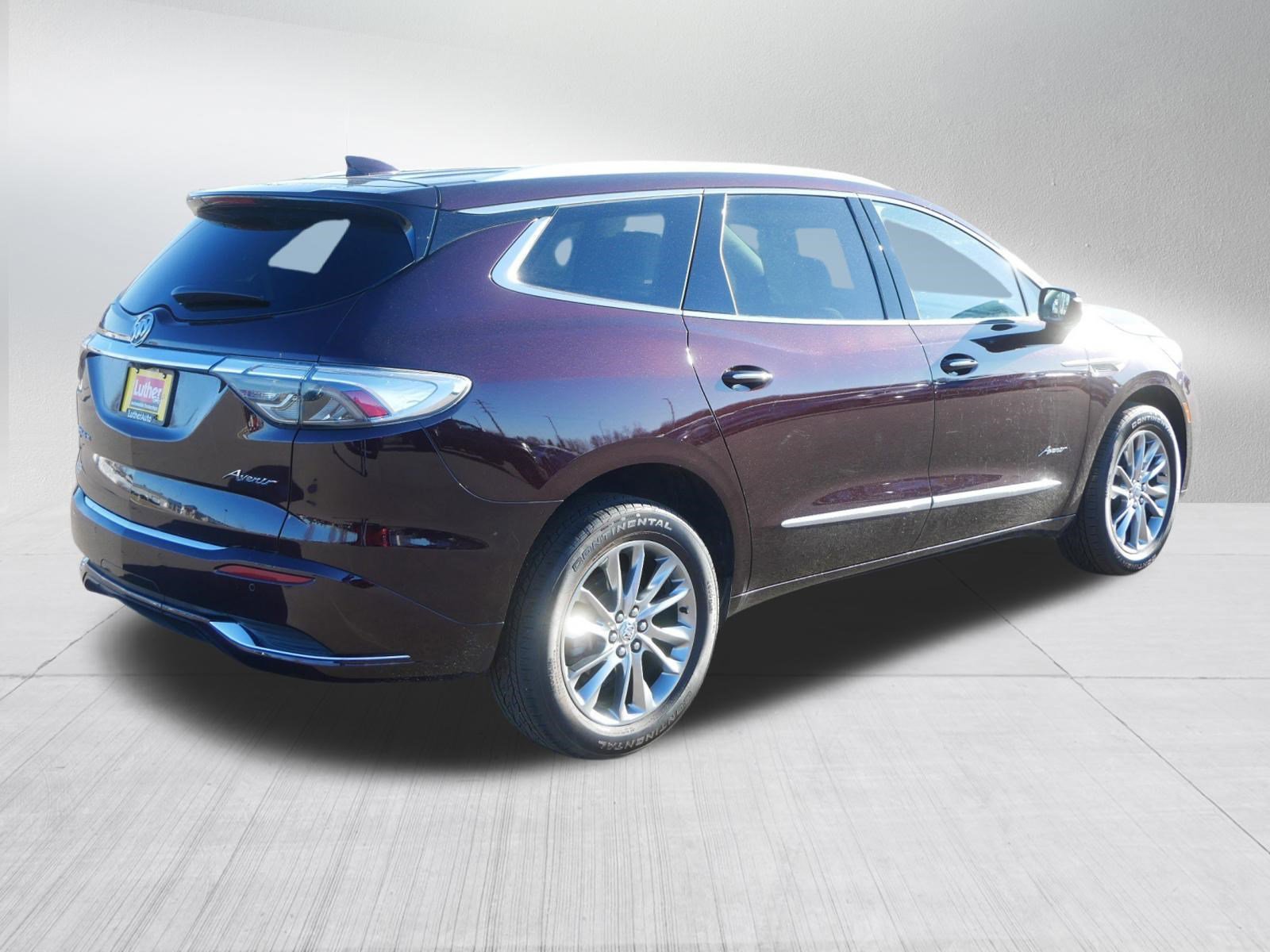 Used 2023 Buick Enclave Avenir w/ Avenir Technology Package image 7