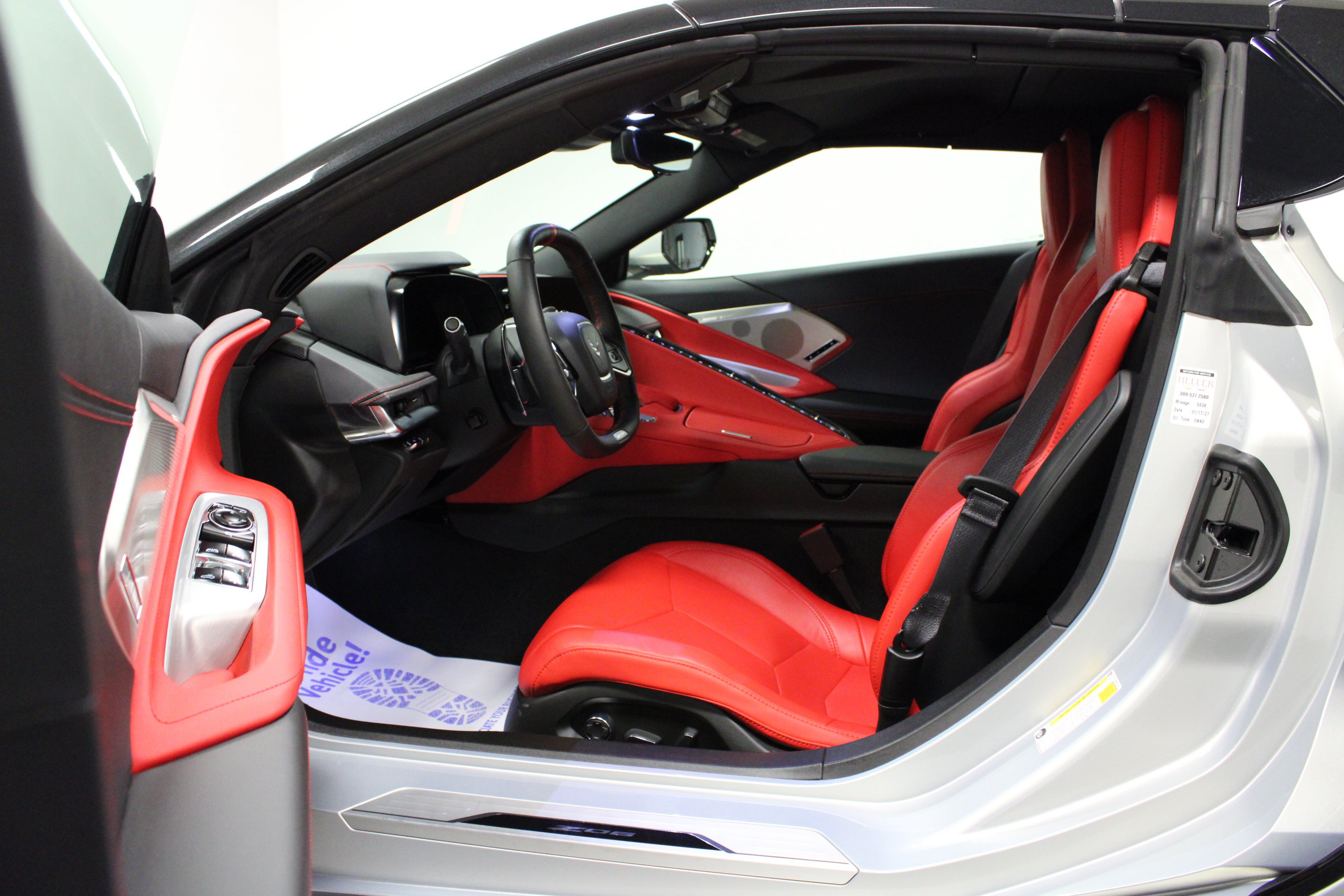Used 2024 Chevrolet Corvette Z06 RWD image 12
