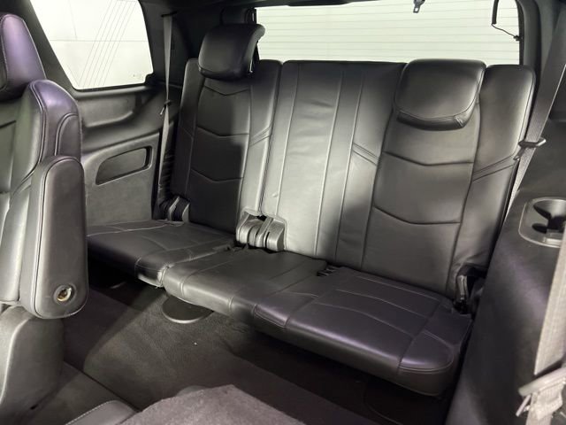 Used 2019 Cadillac Escalade Platinum image 12