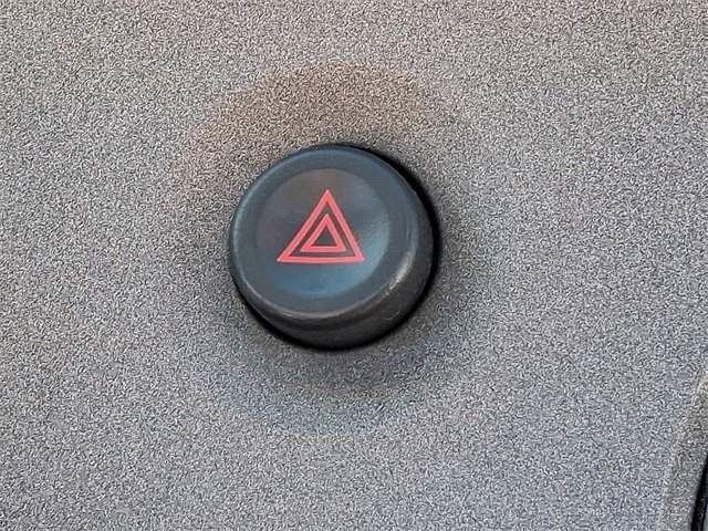 Used 2008 Pontiac Solstice GXP w/ Premium Package image 22