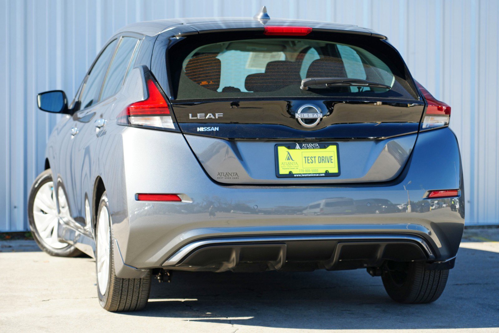 Used 2025 Nissan Leaf S image 5