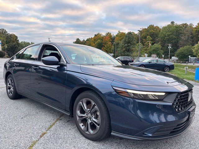 Certified 2023 Honda Accord EX image 11