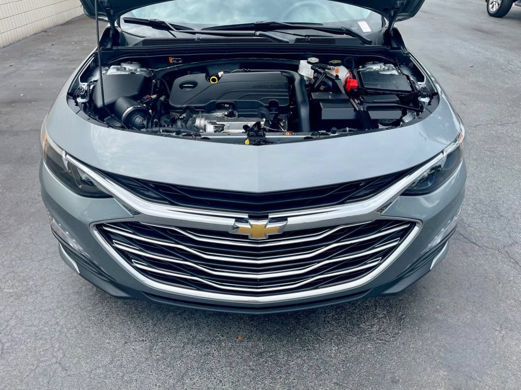 Used 2025 Chevrolet Malibu LT FWD image 15