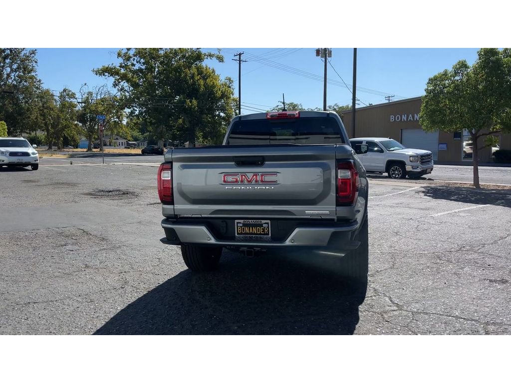 New 2026 GMC Canyon Elevation w/ Convenience Package image 2