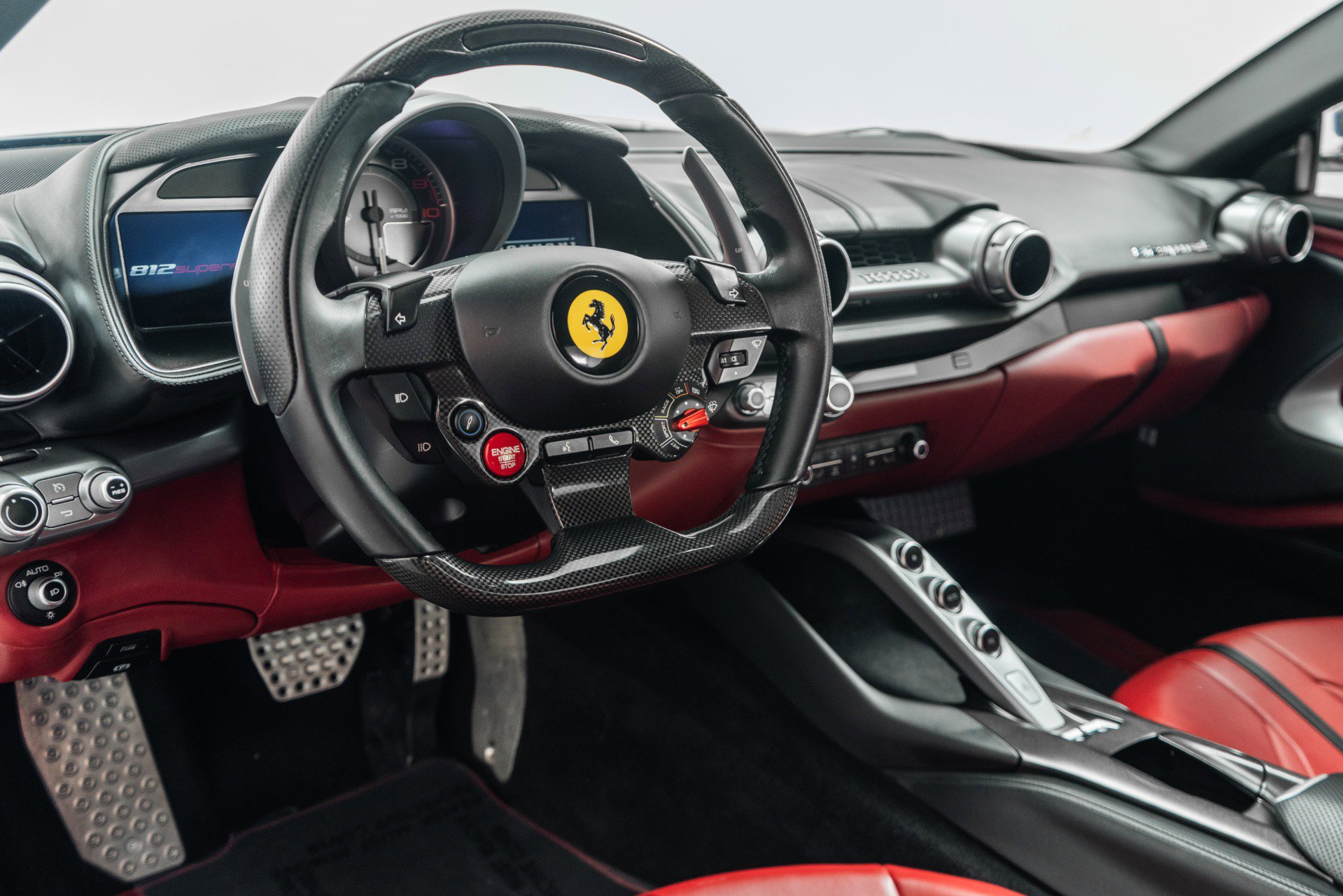 Used 2020 Ferrari 812 Superfast image 13