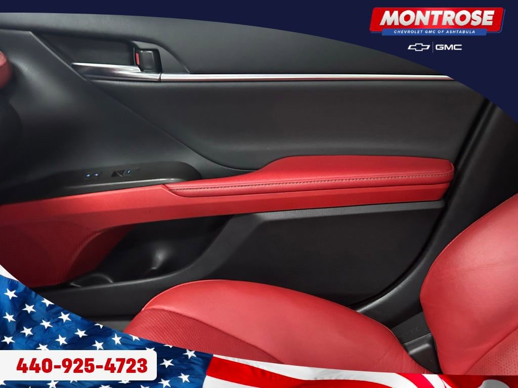 Used 2024 Toyota Camry XSE w/ Navigation Package image 12