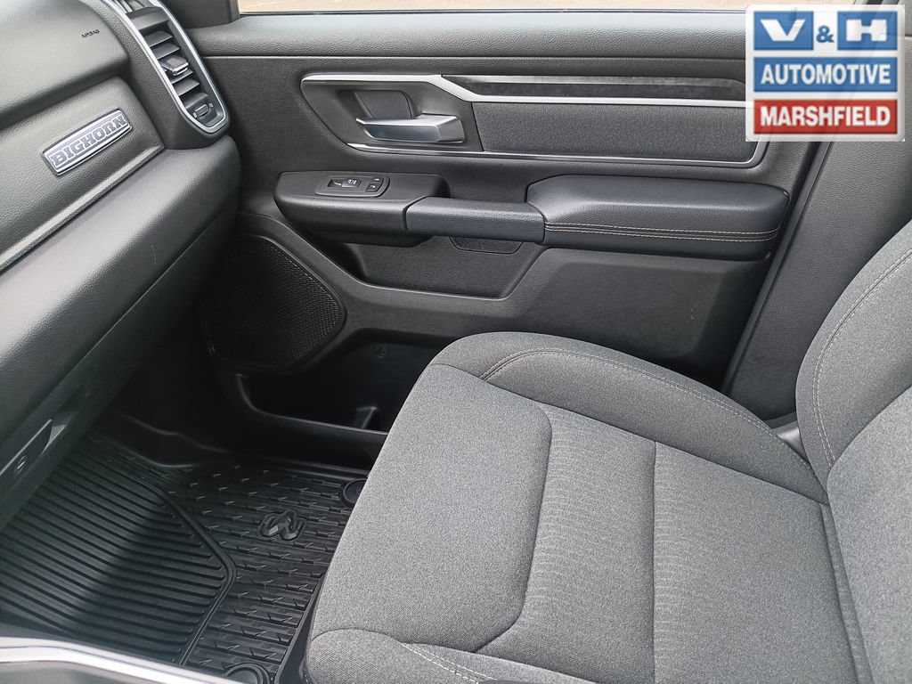 Used 2022 RAM 1500 Big Horn AWD/4WD image 25