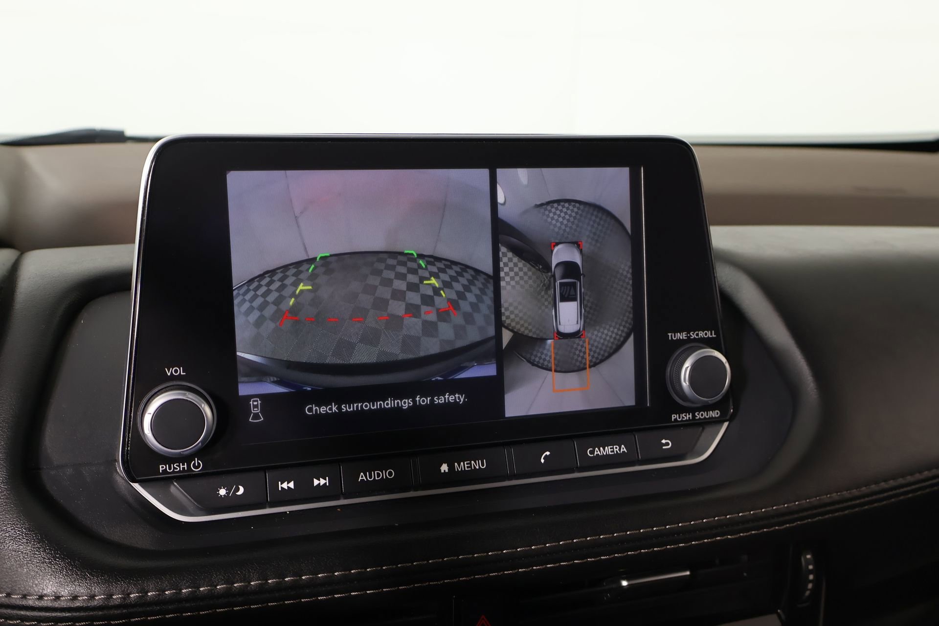 Used 2023 Nissan Rogue SL FWD image 6