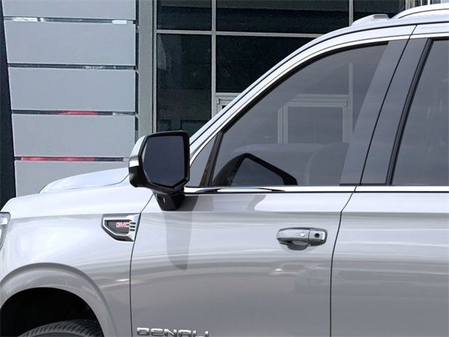 New 2026 GMC Yukon XL Denali image 12