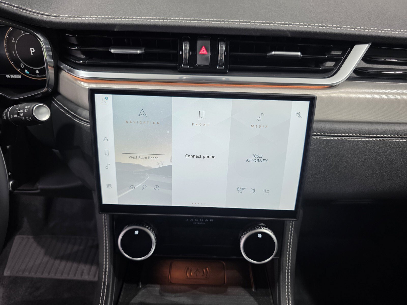 New 2026 Jaguar F-PACE R-Dynamic S AWD/4WD image 17