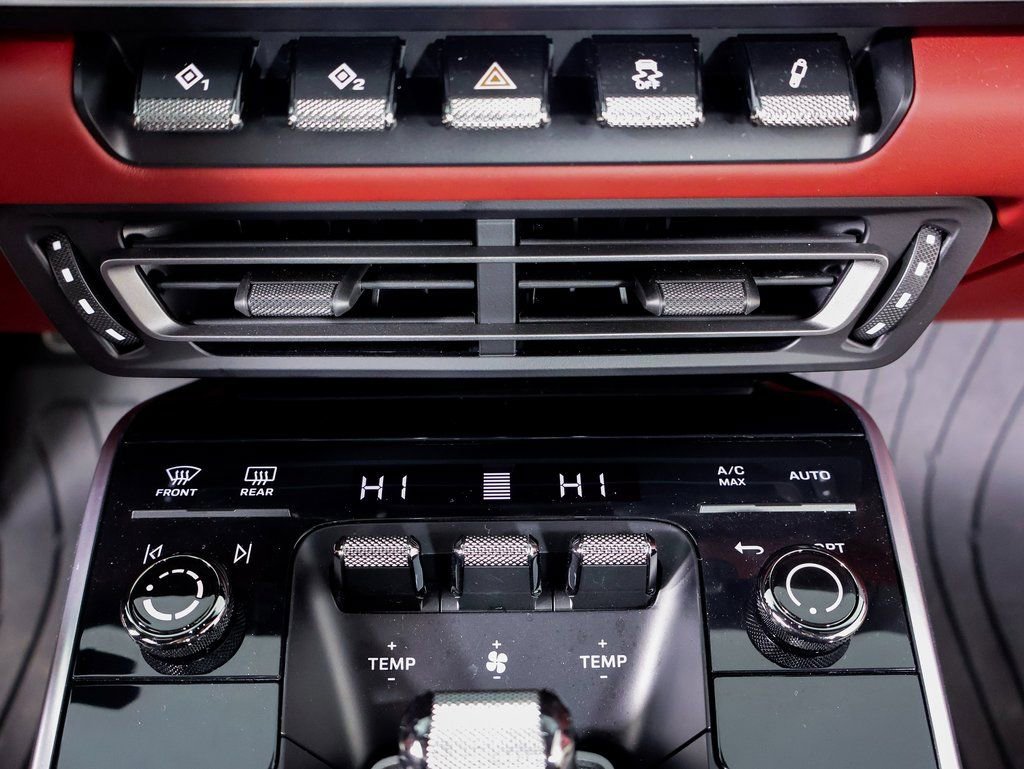 Used 2024 Porsche 911 Turbo image 19