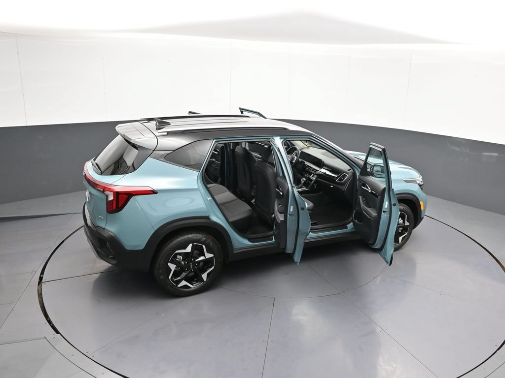 Certified 2025 Kia Seltos S AWD/4WD image 44