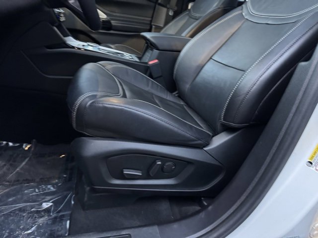 Certified 2022 Ford Explorer ST w/ Equipment Group 401A image 8