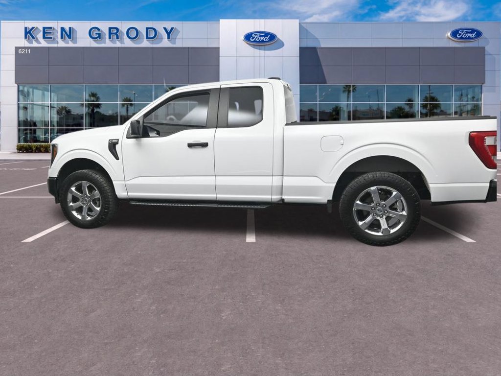 Used 2023 Ford F150 XL RWD image 3