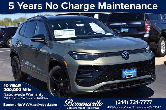 New 2026 Volkswagen Tiguan SE R-Line image 1