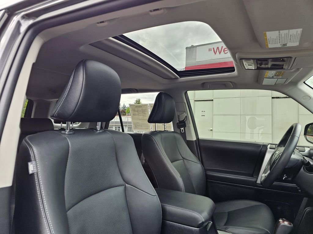 Certified 2022 Toyota 4Runner Limited AWD/4WD image 12