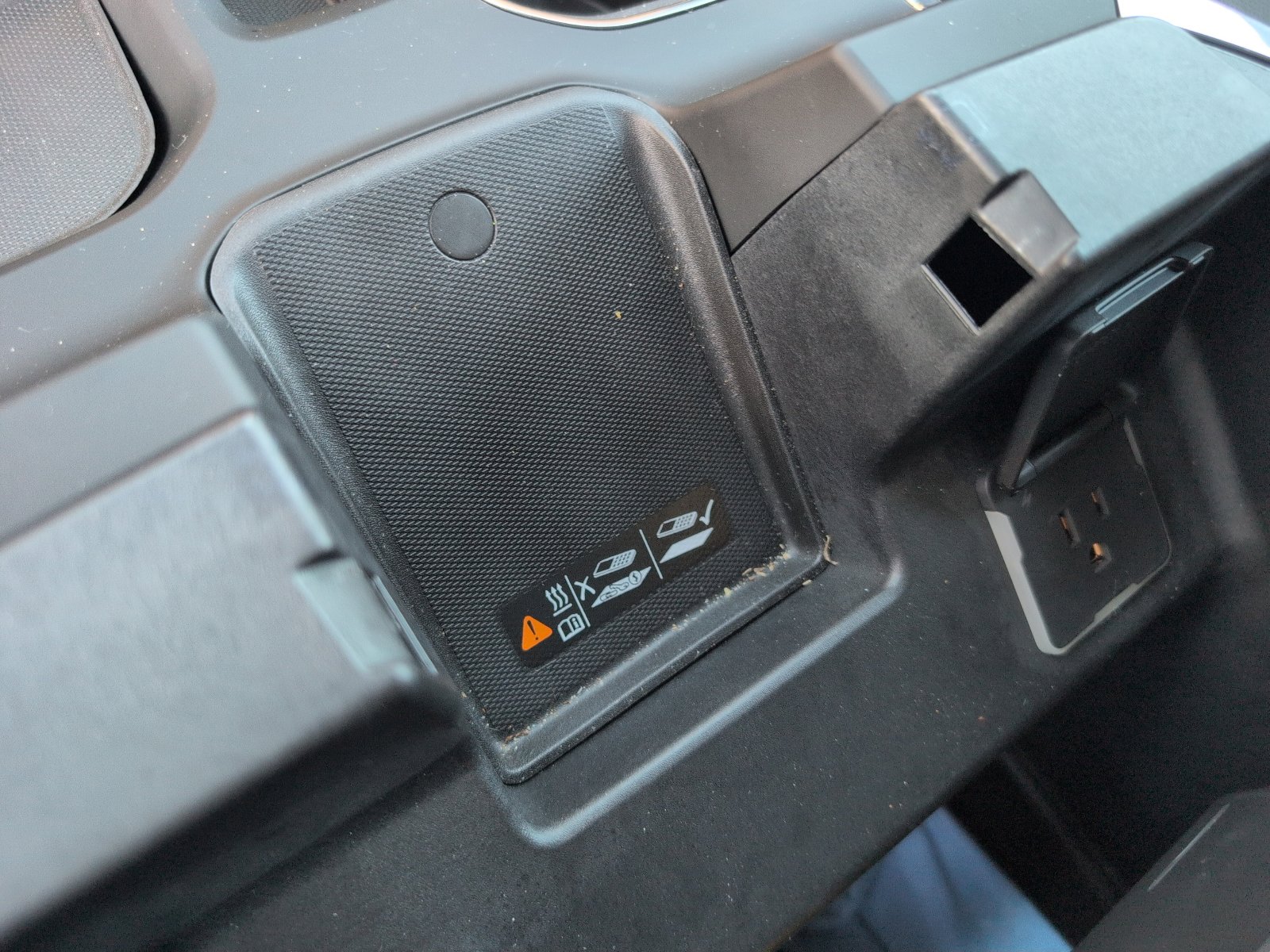 Used 2023 GMC Sierra 1500 SLT w/ SLT Premium Plus Package image 29