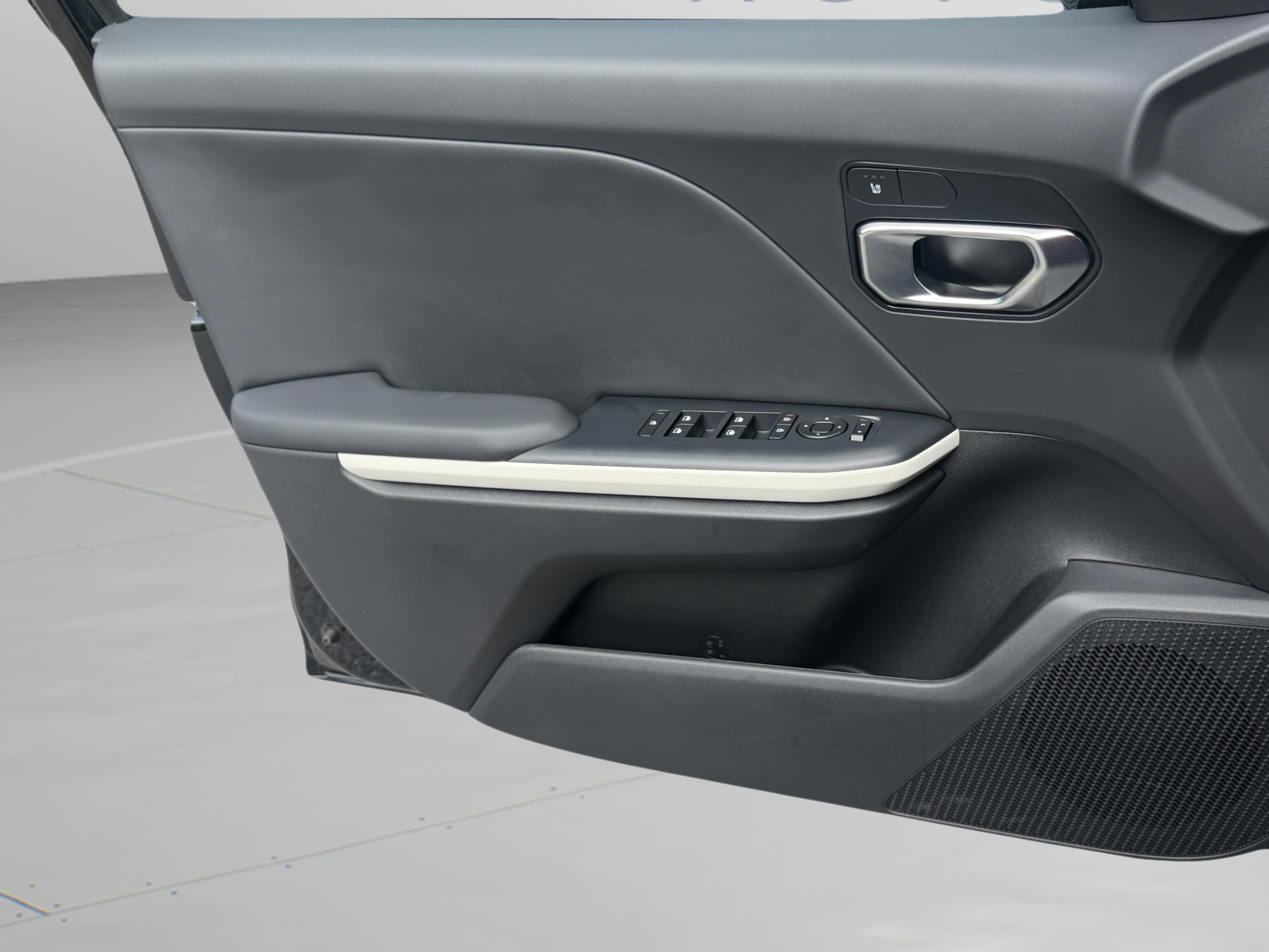 New 2026 Kia K4 GT-Line FWD image 23