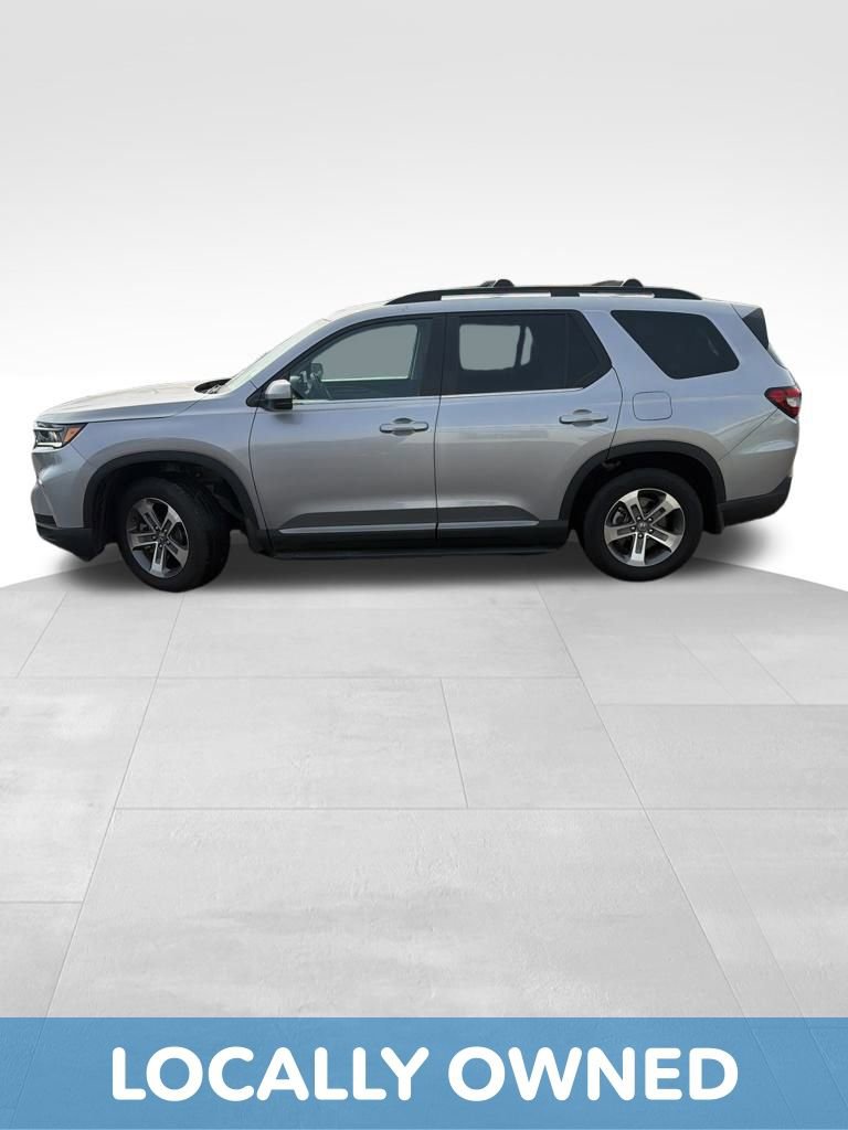 Used 2025 Honda Pilot EX-L image 6