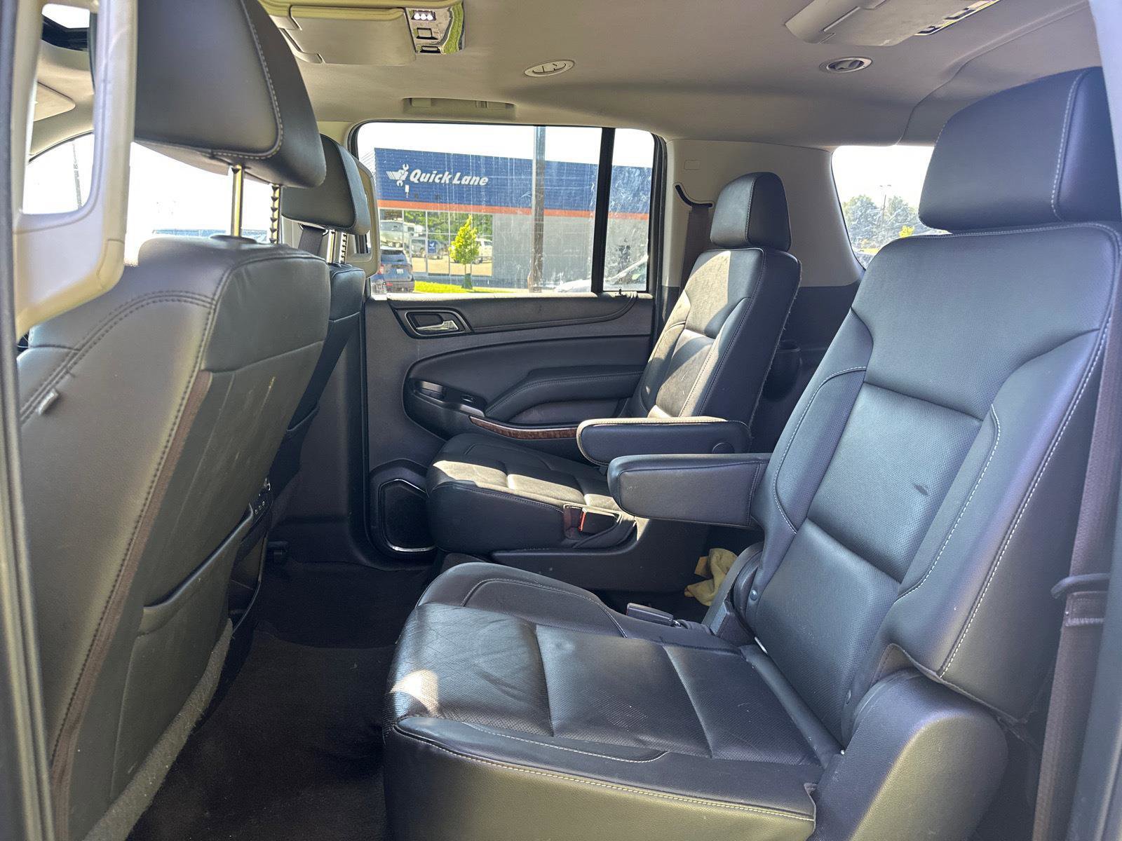 Used 2017 Chevrolet Suburban Premier AWD/4WD image 11