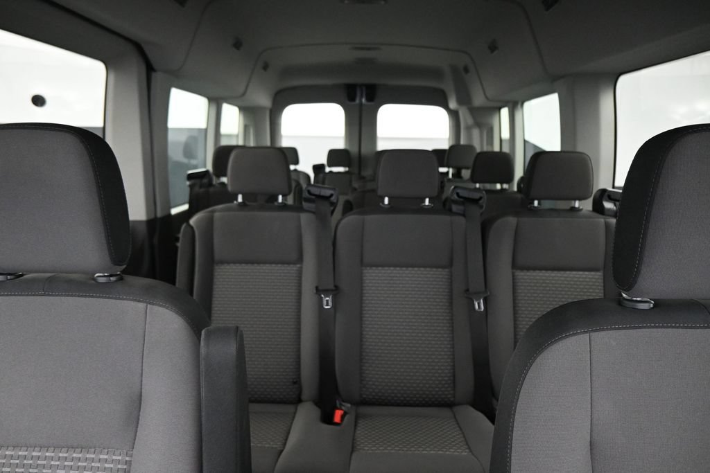 Used 2025 Ford Transit 350 XLT RWD image 22