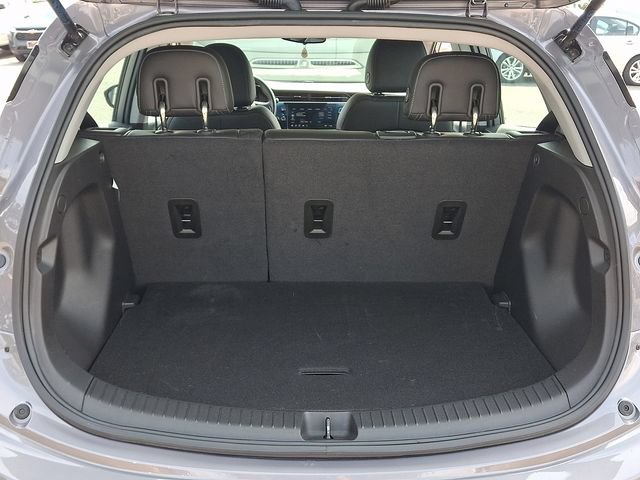 Used 2023 Chevrolet Bolt LT w/ Infotainment Package FWD image 32