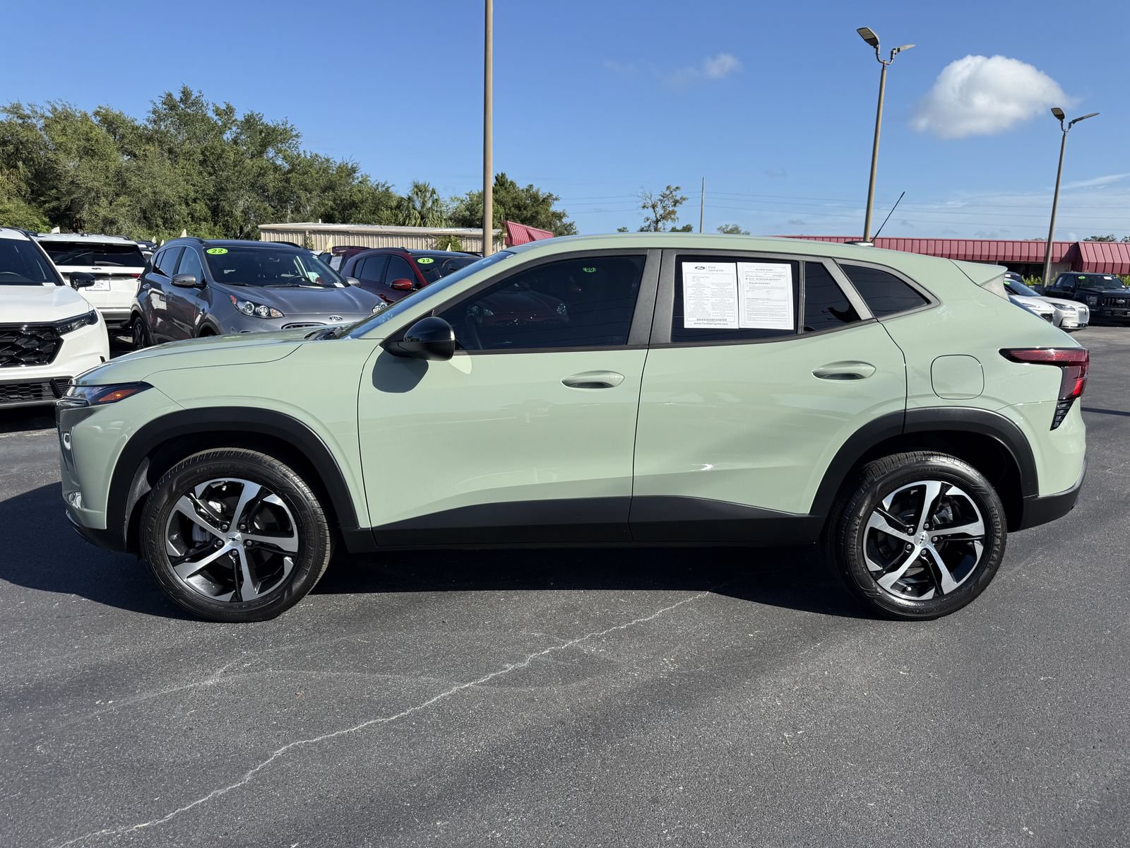 Used 2024 Chevrolet Trax RS w/ Driver Confidence Package FWD image 8