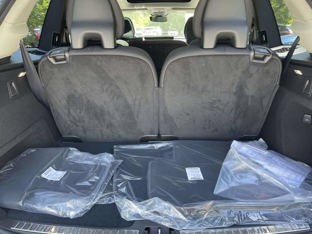 New 2026 Volvo XC90 B5 Core AWD/4WD image 16