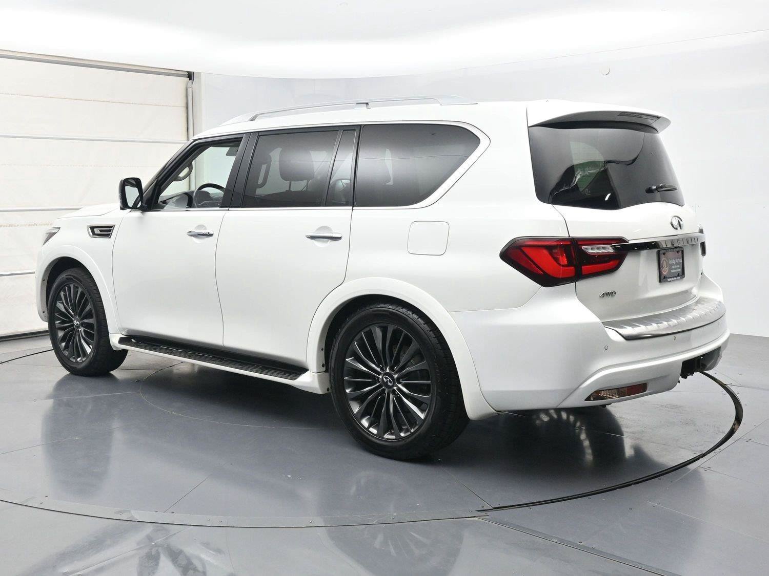 Used 2021 INFINITI QX80 Premium Select w/ All-Season Package AWD/4WD image 25