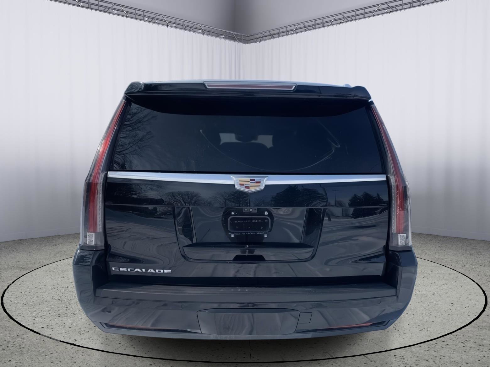 Used 2020 Cadillac Escalade ESV Luxury image 5