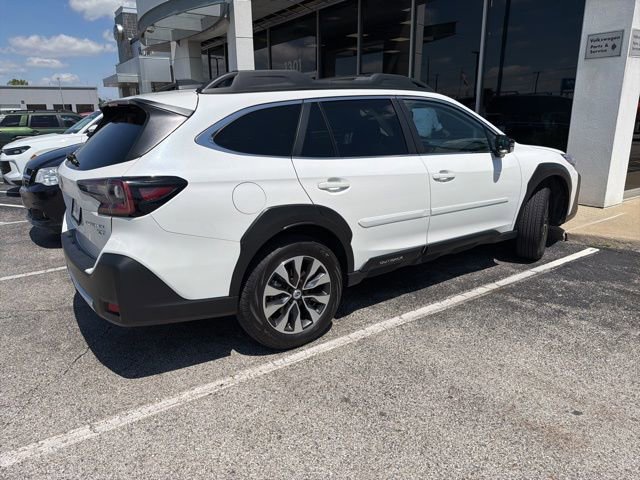 Used 2024 Subaru Outback Limited XT AWD/4WD image 4